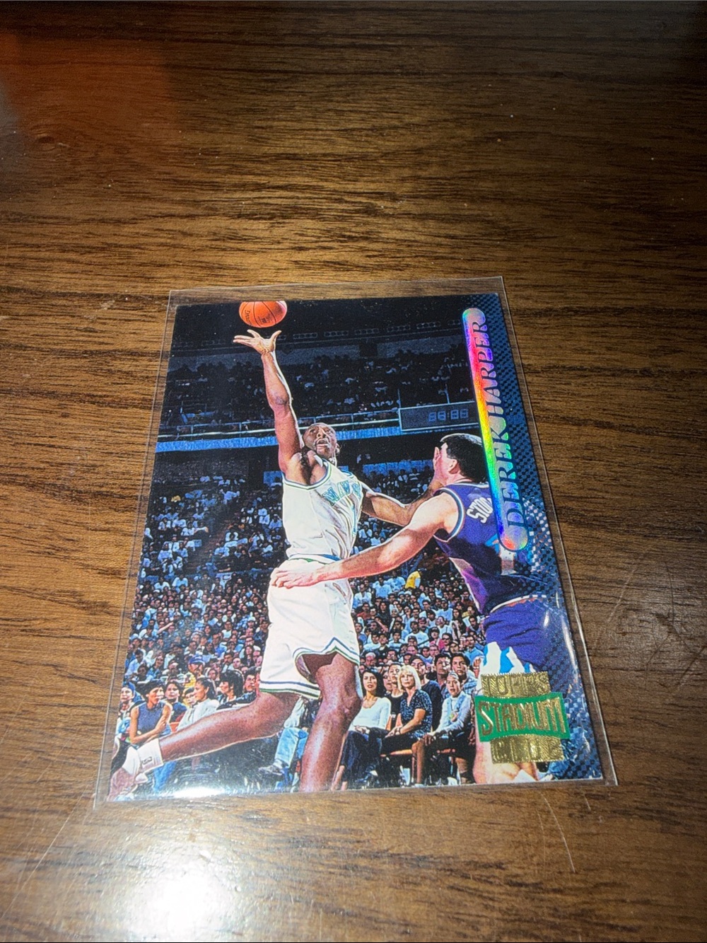 •Topps• 1997 Derek Harper Basketball Holographic Trading Card